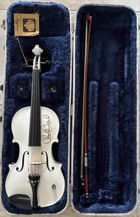 18fp Alvarez Charlie Daniels Signature - Glossy White Violin With Bow And Case