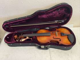 P-250-1 Amati Violmaster E-190 With Case And Bow- Size 16