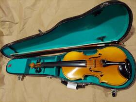 Ad44 Antonio Adani Size 4/4 Violin Bow&case. China 1982 Good Condition