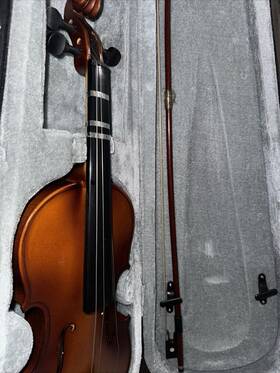 Jv221 Burswood Violin With Case And Bow Read Description