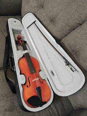 Capitani Vivaldi Capt2ovn4/4 Full Size Violin 4/4 Excellent Tone And Condition