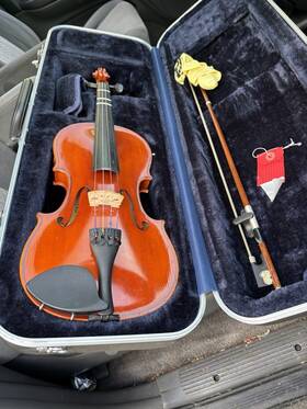 Eastman Vl80sbc-4/4 Vl80sbc Student Violin 4/4 Outfit With Hard Case