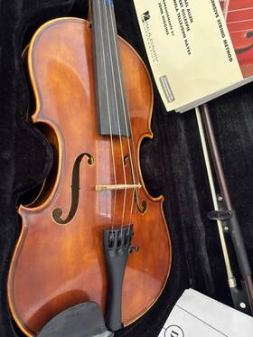 071013-31c Johannes Kohr Violin With Padded Case And Bow & Music Book