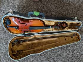 Knilling 27104 Karl Violin No. 1/2 Inch With Case