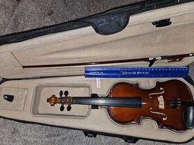 Vn-350-1 Palatino Vn-350-1/8 Vn-350 Size 1/8 Hand-carved Violin With Case And Bow Very Good Condition