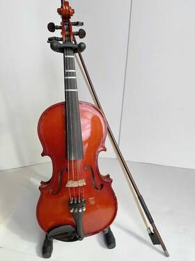R300e-2h Scherl & Roth And 1/2 Violin Vintage 1998 Model R300e 2h Korea With Bow Case
