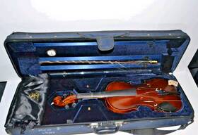 R45e16 Scherl & Roth And 4/4 Hand Crafted Violin Outfit With Case Bow Spruce Extra