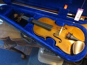 1013302 Stentor Three-quarter Size New Student Violin Outfit 1 With Case And Extra Bow