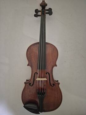Strobel -40064383 Frederick A Ma 85-12 Violin 4/4 Case And Bow. Serial-40064383 03/01/2006