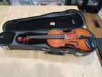 Kiso Suzuki Violin Japan NO8/ Missing Parts. Fixed Price $62.00.