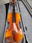 Siegler Model HS-20 Sized 4/4 Violin, Good Condition, With Case & Bow. Fixed Price $199.00.