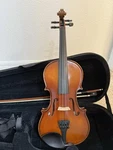 Tower Strings Entertainer Violin 4/4 With Case & Bow. Fixed Price $160.00.