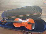 Devillier Beginner Violin (VN443E) With Soft Case. Fixed Price $55.00.
