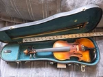 E.r. Pfretzschner 1/4 Size Violin, Germany 1972, Very Good Cond, With Bow&case. Fixed Price $229.00.