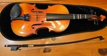 Suzuki Violin Nagoya 1/8 Anno 1992, No. 220, 26939, Bow, Case, Kun Shoulder Rest. Fixed Price $269.49.