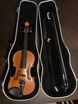 Samuel Eastman 3/4 Violin VL100 With Carry Case And Accessories. Fixed Price $350.00.