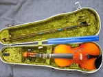 Suzuki Model 101RR Size 1/4 Violin, Japan 1981, With Case & Bow, Very Good Cond. Fixed Price $269.00.