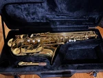 Rossetti Eb Lacquered Brass Student Alto Saxophone With Case. Fixed Price $199.99.
