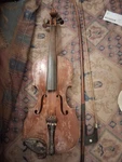 Vintage Jacobus Stainer 4/4 Violin Set For Restoration/ Display. Fixed Price $300.00.