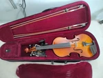 Mendini By Cecilio 4/4 Size Violin With Extras. Fixed Price $90.00.