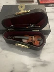Broadway Gift Violin Miniature Replica Mahogany Tone 1.5 X 3IN. Fixed Price $9.99.