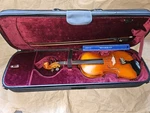 Suzuki 3/4 Size Violin, Japan 1971 W/ Case & Bow, Very Good Condition. Fixed Price $289.00.