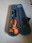 Mendini 4/4MV300 Solid Wood Satin Antique Violin. Fixed Price $96.03.