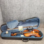 Mendini By Cecilio Violin MV300 Kids Beginner Set With Case. Fixed Price $79.95.