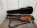 2003 E201/4 Scherl & Roth Hermann Beyer Viola 4/4 Made In Hungary W/ Case. Fixed Price $299.00.
