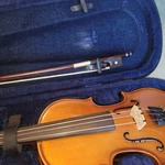 Violin Carlo Robelli 1/4 Beginner Model CR-113, Bow, Lightly Used & W/soft Case.. Fixed Price $139.95.