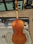Maple Leaf MLS130VN 4/4 Excellent Condition With Case. Fixed Price $200.00.