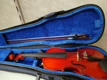 Aristocrat By Selmar AR-201 1/4 Size Violin W/bow & Case. Fixed Price $149.99.