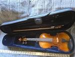 Carlo Robelli By Violmaster Model P-108 Size 3/4 Violin, Very Good Condition. Fixed Price $189.00.