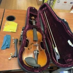 Amati's Fine Instruments Violin Antonio 1/4. Fixed Price $499.99.