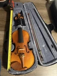Starsun 4/4 Acoustic Violin Brown Varnish W/ Bow & Hard Case. Fixed Price $124.99.