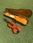 Kiso Suzuki Violin No. 7 (1982) 1/2 Size Made Japan Vintage Bow. Fixed Price $119.00.