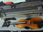 Maple Leaf Strings Intermediate Violin MLS130VN 4/4 W/ Bow, Shoulder Rest, Case. Fixed Price $224.99.