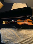 Carlo Robelli Student Violin Case W/new Bow, Rosin And Shoulder Rest. Fixed Price $199.00.