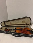 Suzuki Violin 1/4" No. 220 With Case Used From Japan. Fixed Price $120.00.